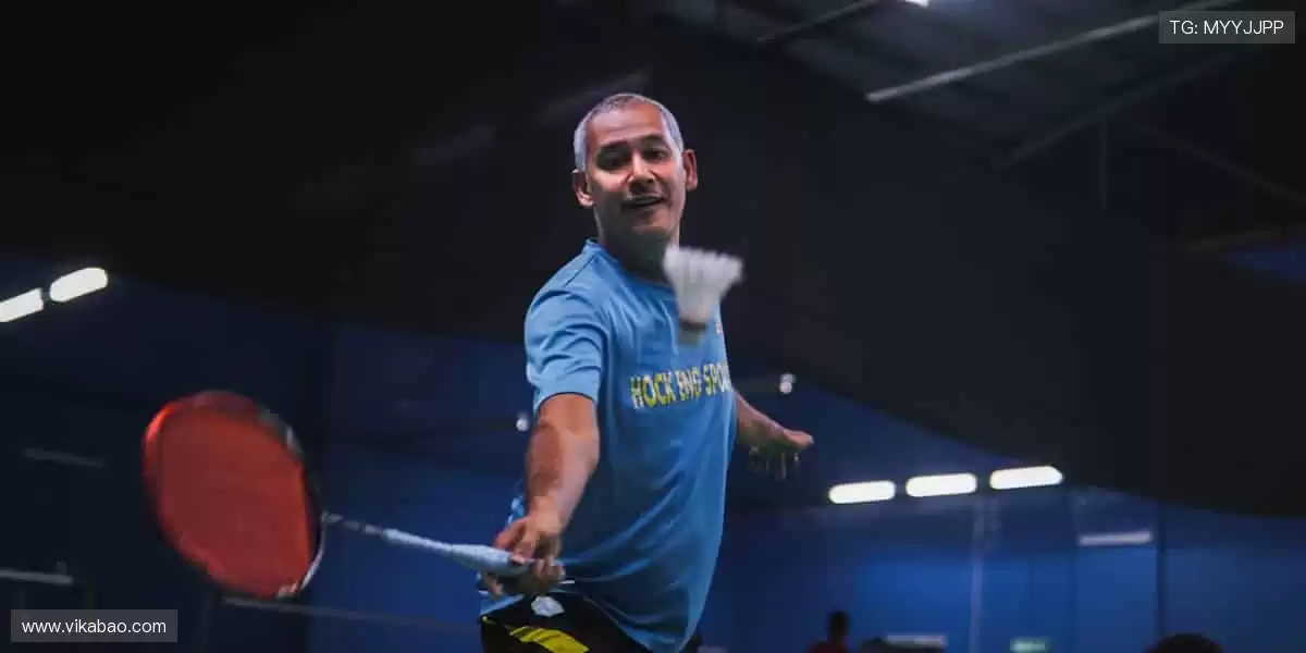 🎁 热爱永不缺席!官方正品周边,把偶像的力量穿在身上,握在手里!